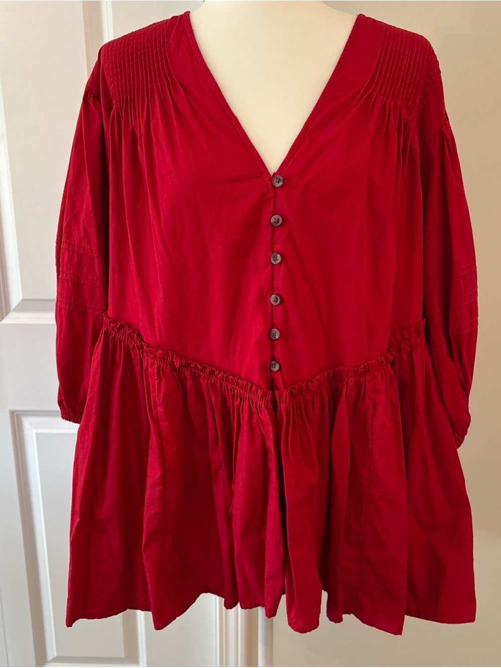 Free People Crimson Red Button-Front V Neck Peasant Tunic women size small BOHO